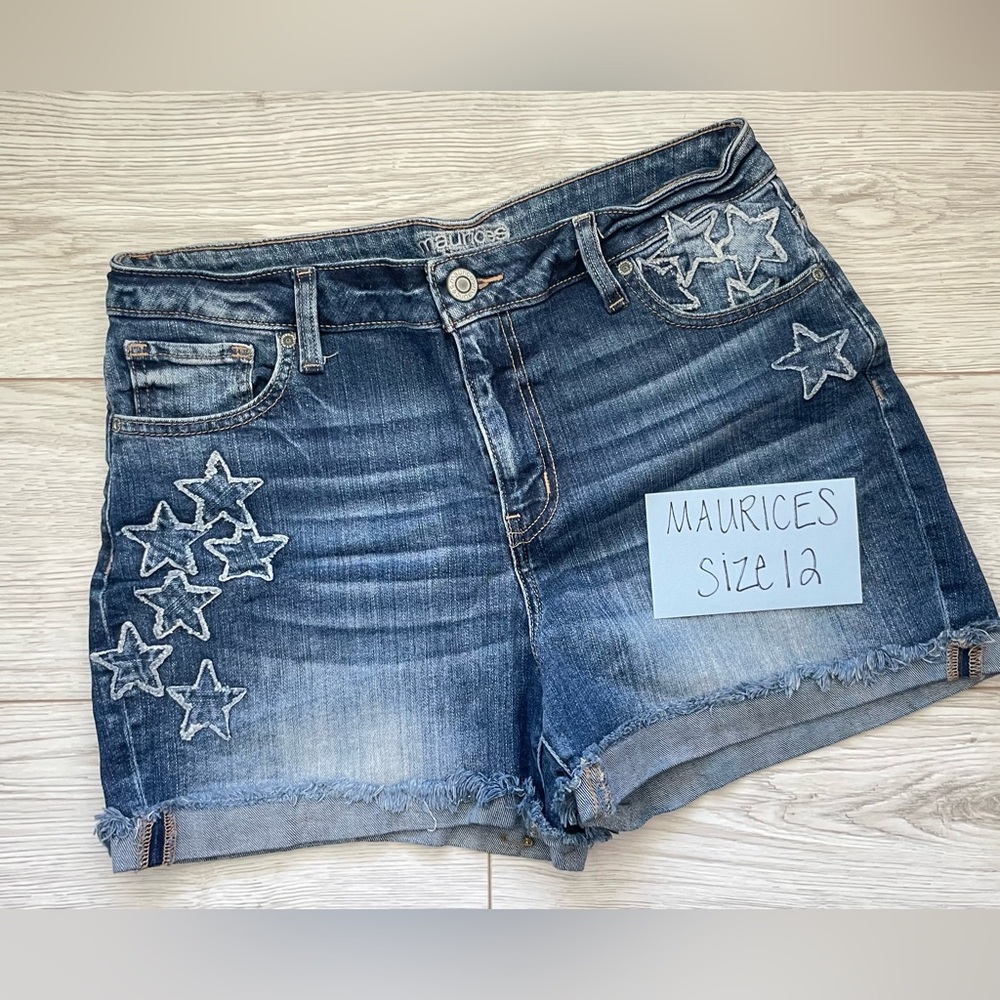Maurices high-rise shorts